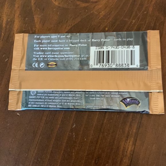 Harry Potter TCG Adventures at Hogwarts Booster Pack - Picture 2 of 4